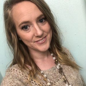 Meet your Posher, Regina